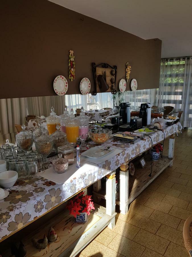 Guest house Cantinho Delmar *